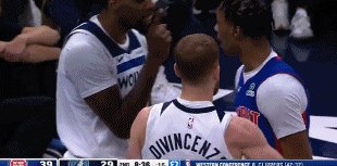 华体会app下载-森林狼活塞爆发全武行 掐脖扭打引发冲突7人遭逐