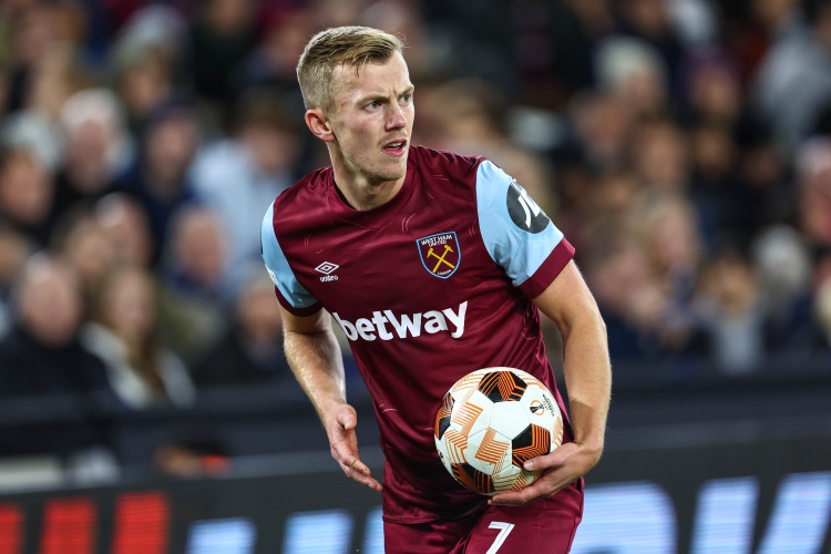 华体会注册-TA：西汉姆中场沃德·普劳斯即将租借加盟伯恩利，已获准接受体检